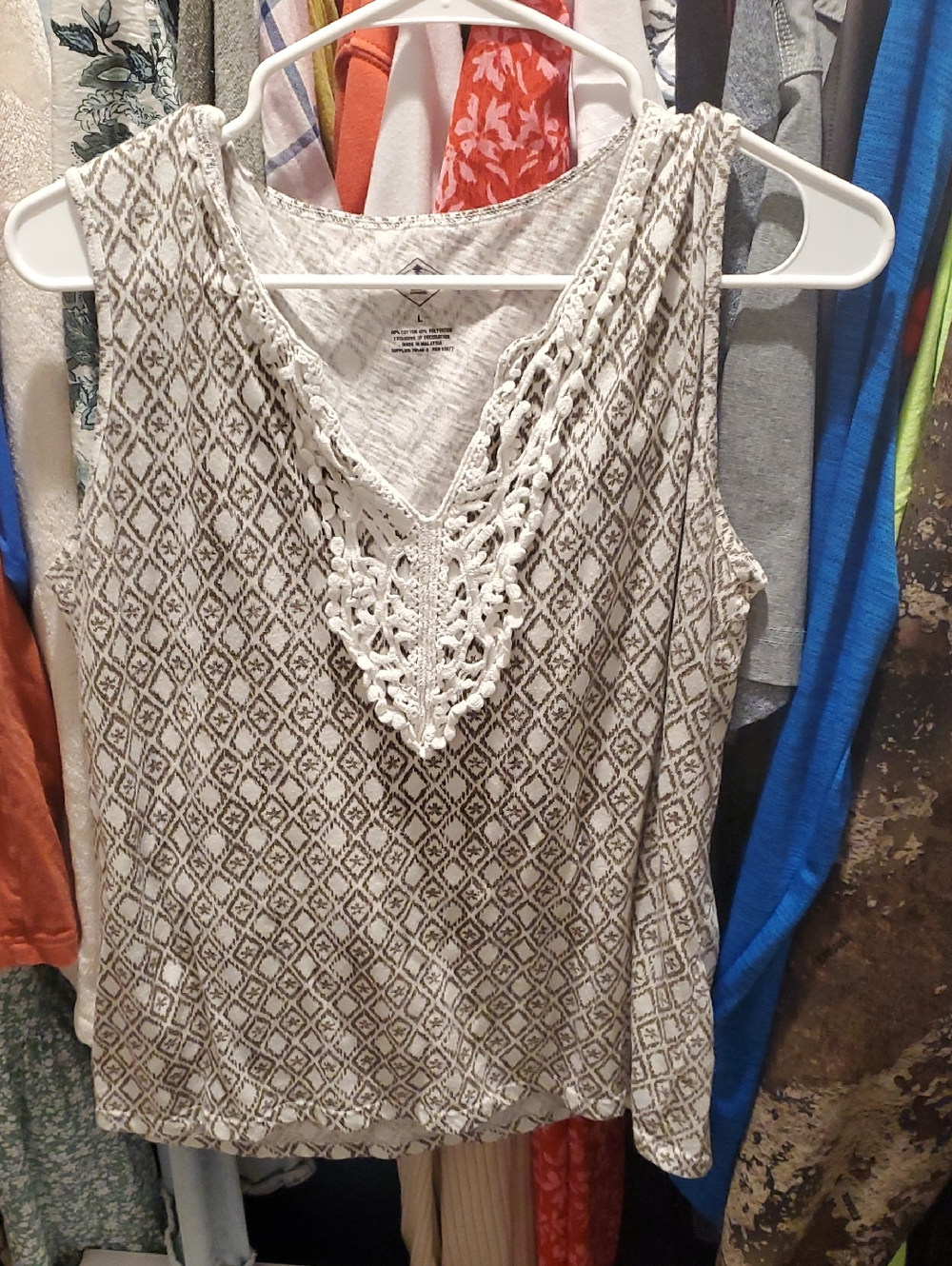 St. John's Bay Crochet-Trim V-Neck Tank Top in Cream and Taupe